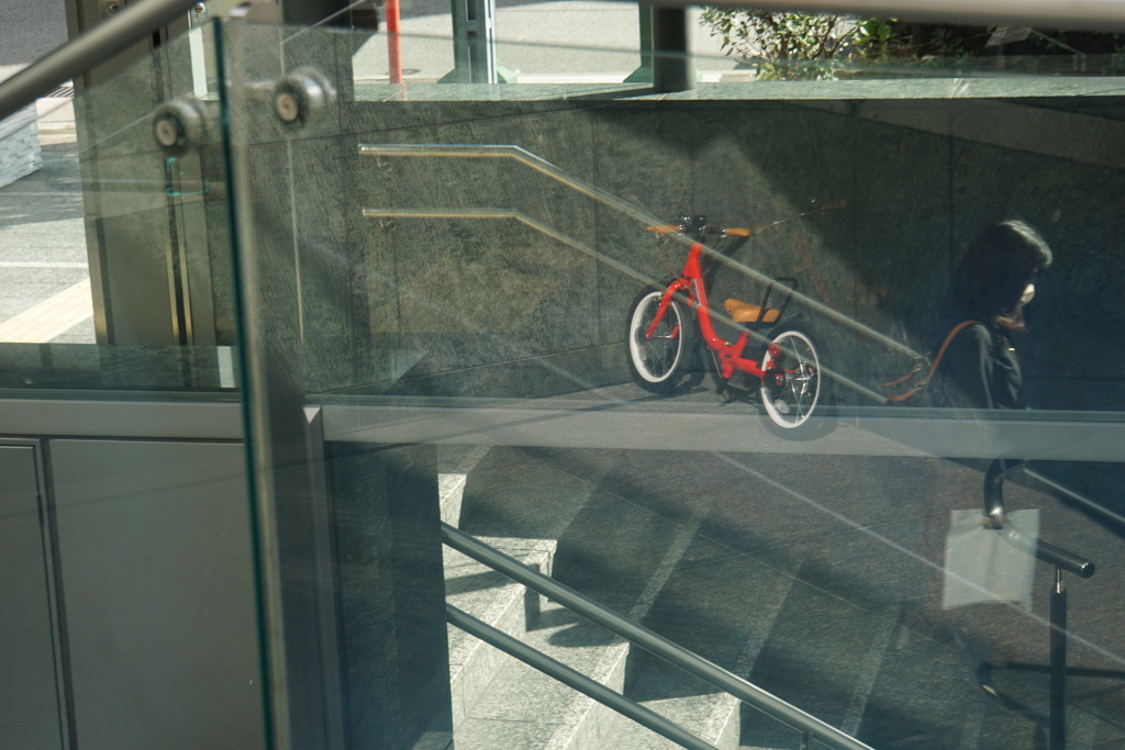 可愛い赤い自転車