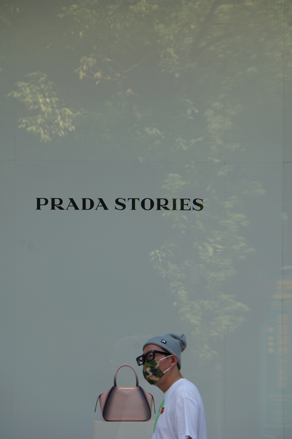 プラダとおじさんの物語