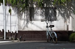 カフェのある街角