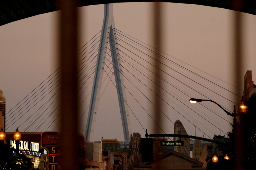 夕暮れの（架空の）街