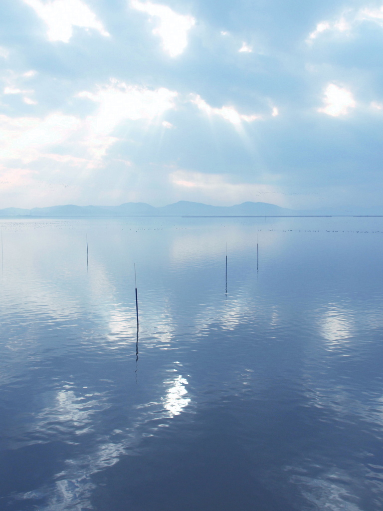 海と空と雲と光と