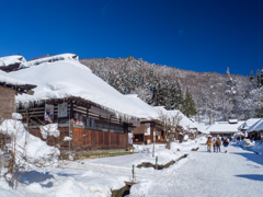 雪の大内宿