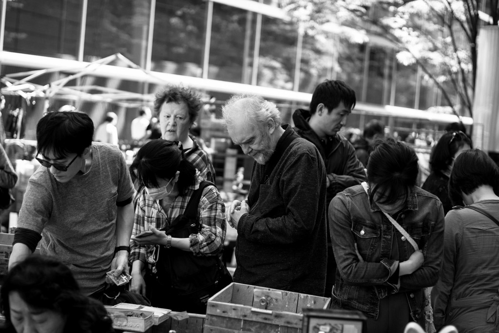 外国人の見た骨董市