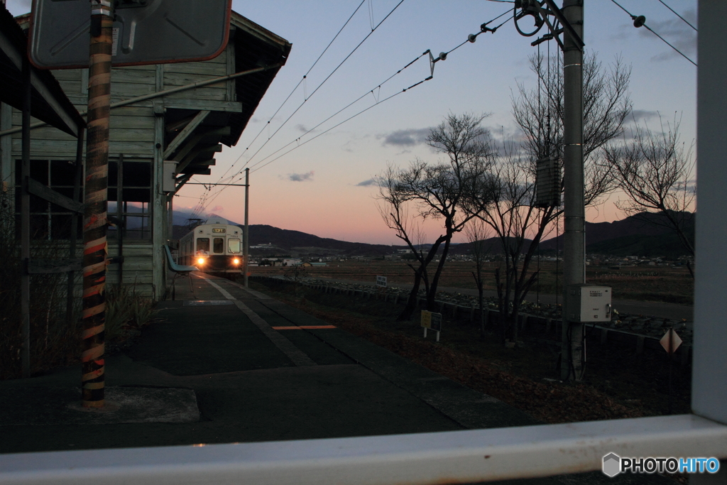 Twilight railway station♪