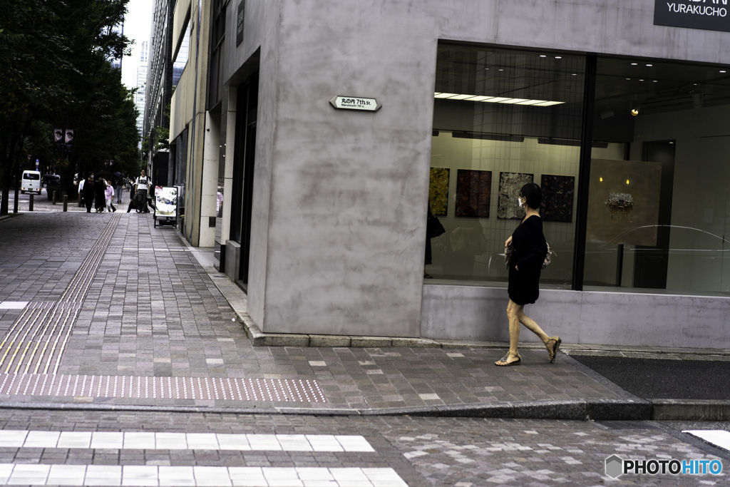 Woman on the street♪