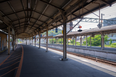 折尾駅・鹿児島本線ホーム