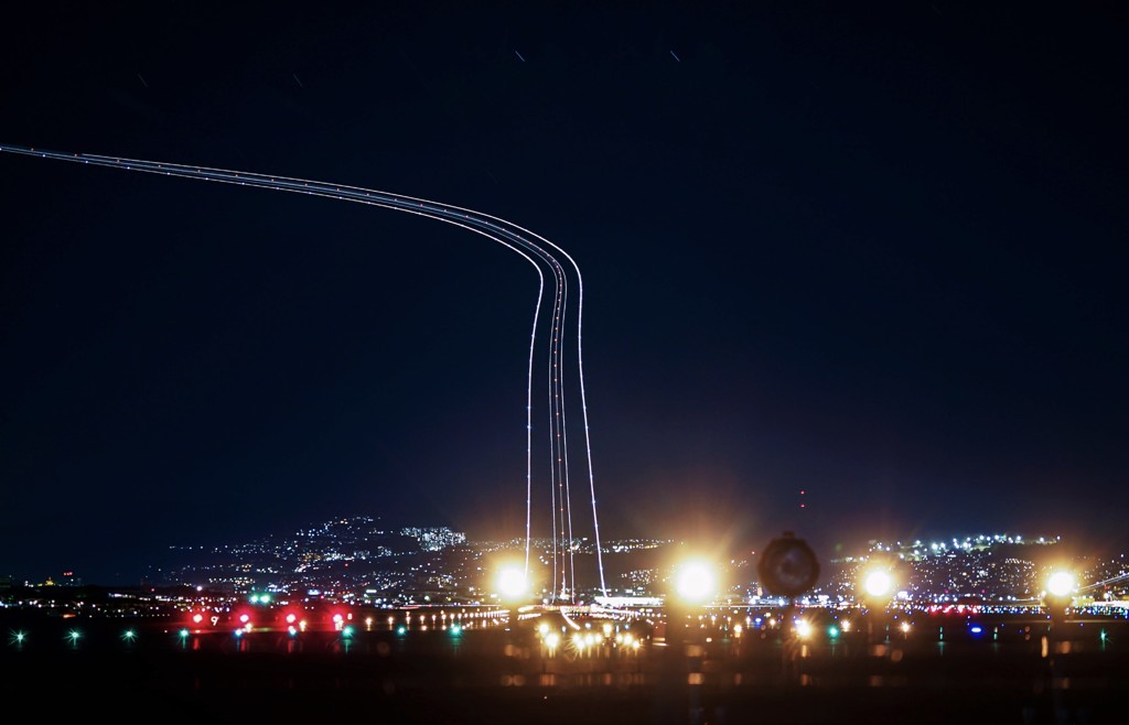 伊丹の空を見上げて　1