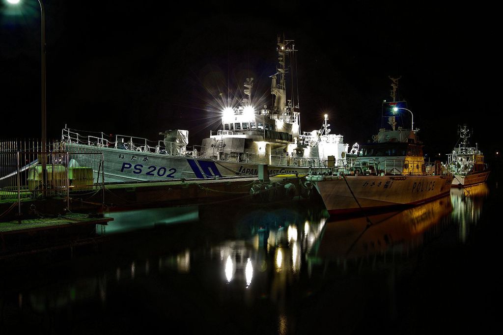 POLICE　SHIP