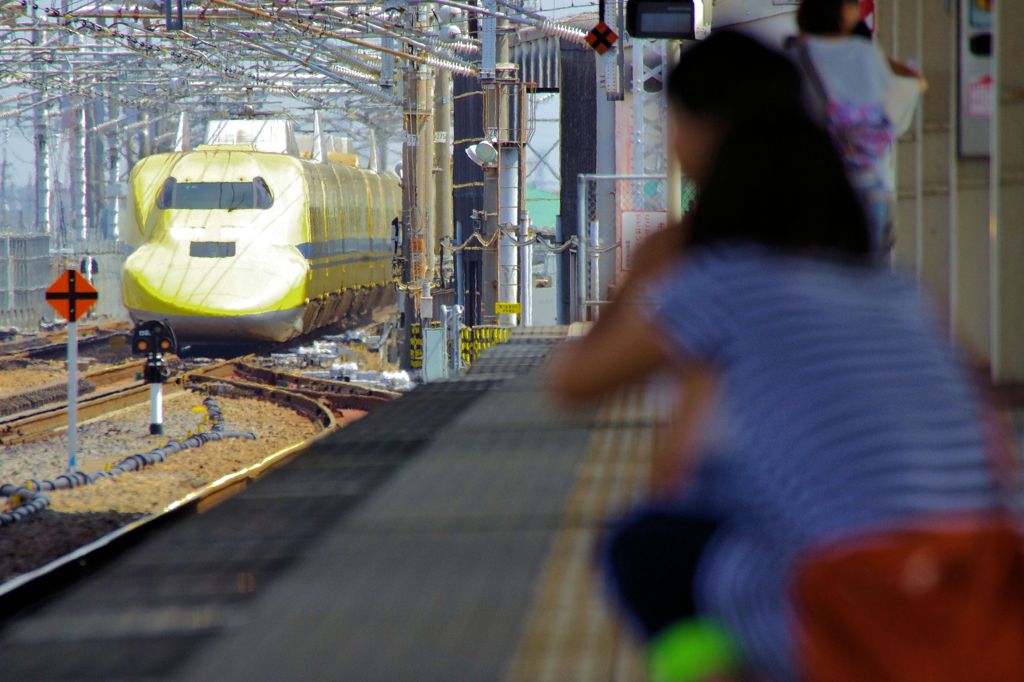 駅の夏休み