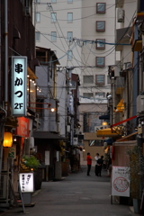 飲食街駅西