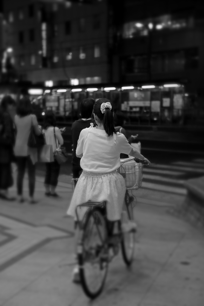 ポニーテールとシュシュ