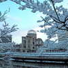 雪化粧の原爆ドーム