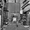 裏路地の神社