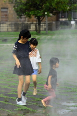 ミストシャワーで遊ぶ❣９