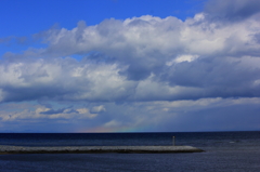 海上の虹