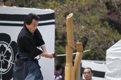 閃光鋭く