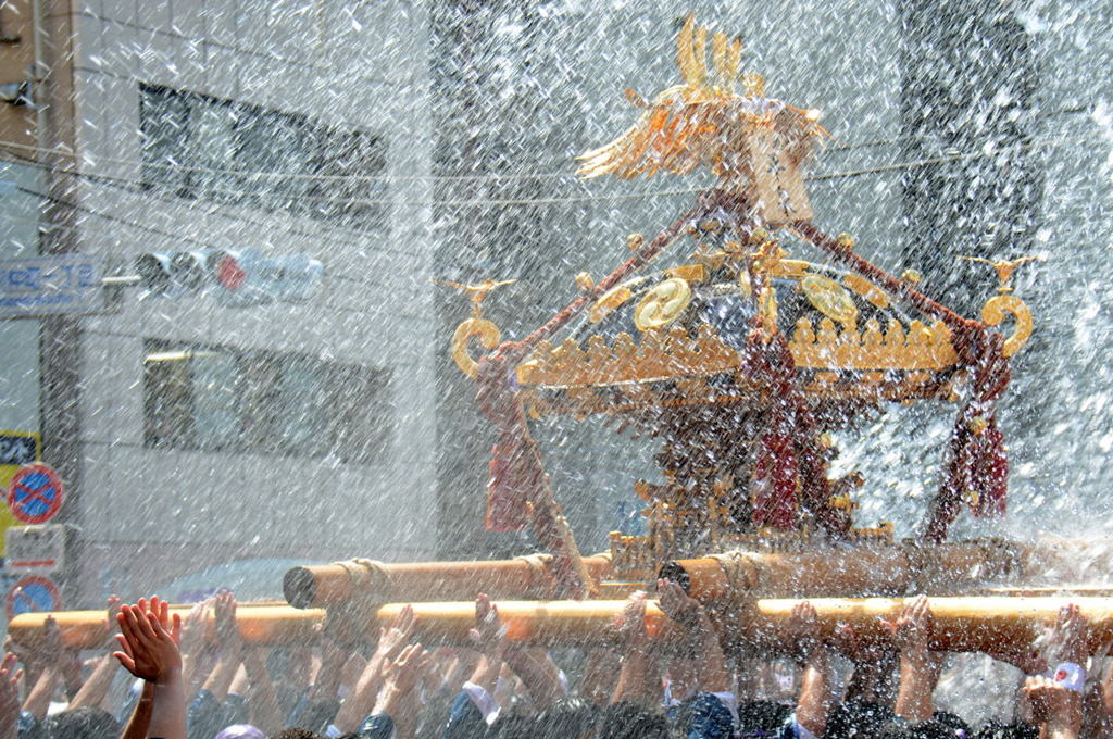 水掛け祭り