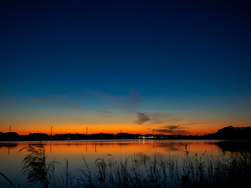 夕暮れの手賀沼風景..＃18〜蒼の刻