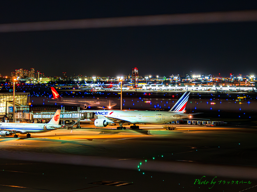 空港夜景（その２）..