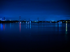 花火の後の手賀沼夜景..