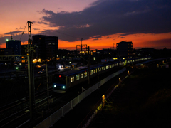 夕暮れのアーバンパークライン