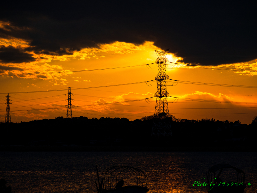 夕暮れの鉄塔..