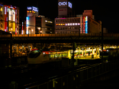夜の駅風景..