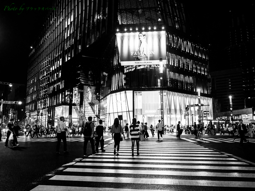 雨上がりの銀座..