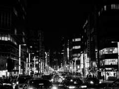日本橋中央通り夜景