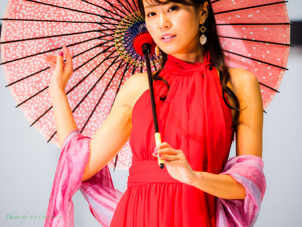 華..