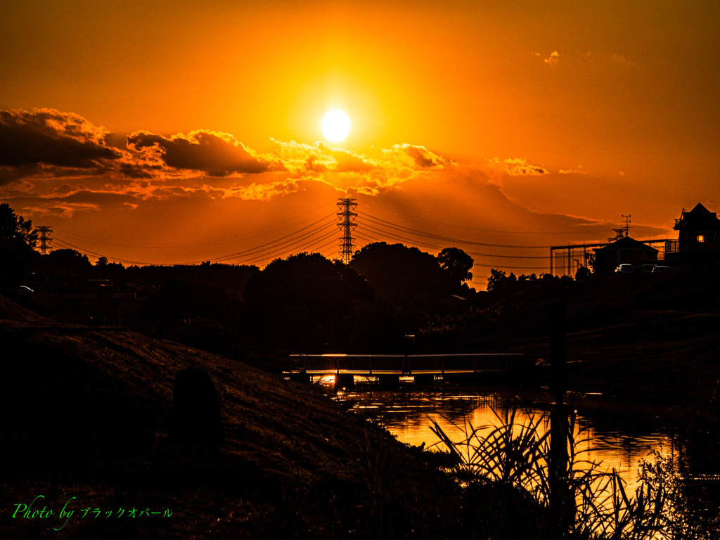 夕日と運河..