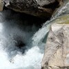 渓谷の水