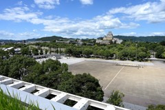 城の高さで