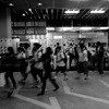ラッシュの改札