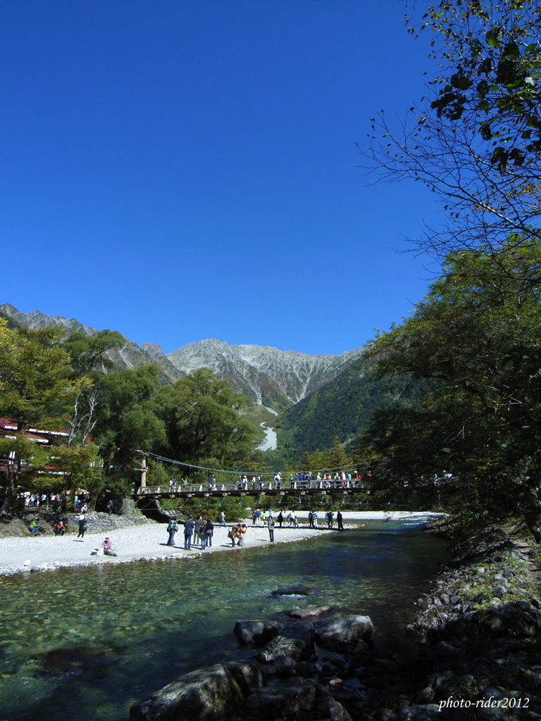快晴の河童橋