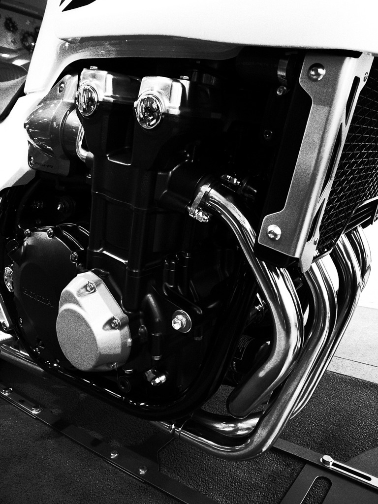 CB1300