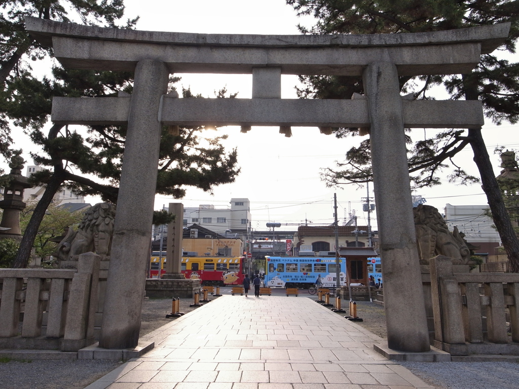 鳥居と