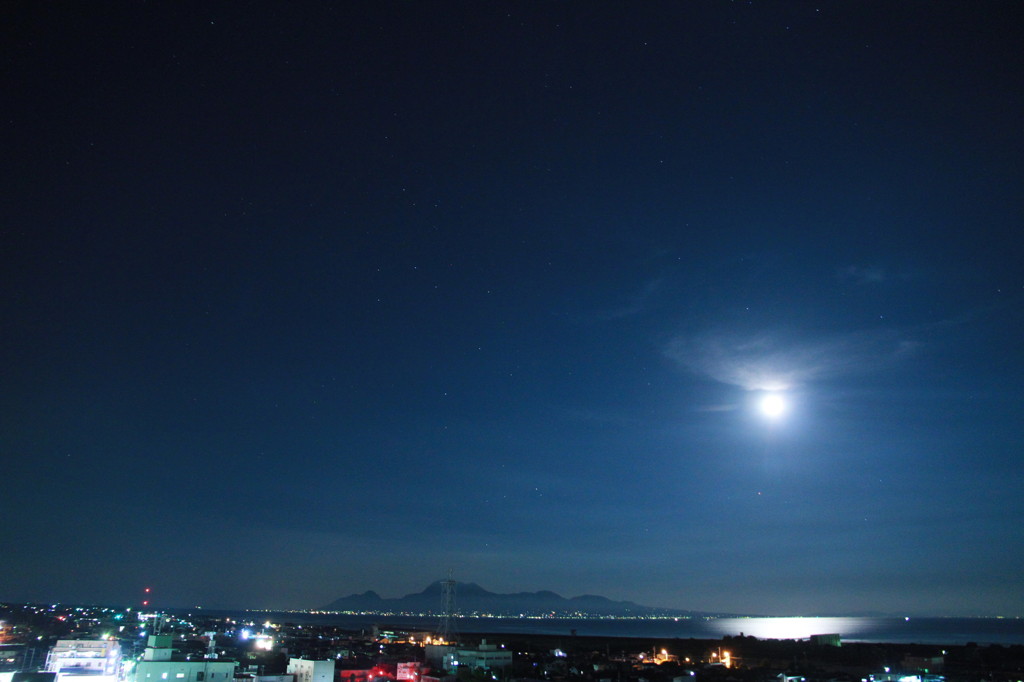 MoonLight-01