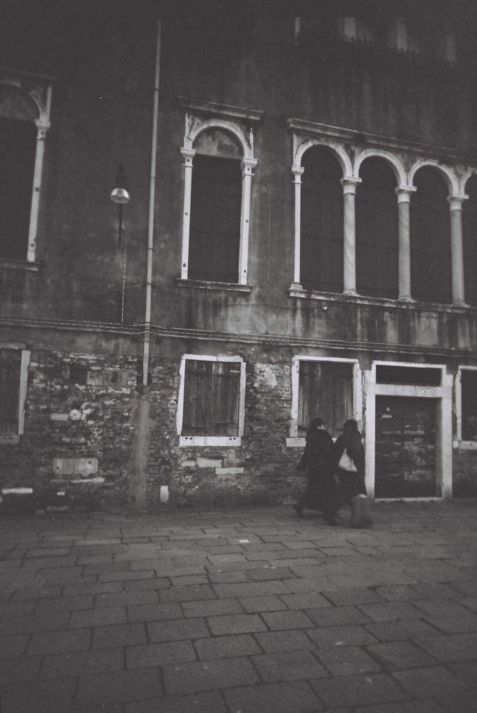 mono_05