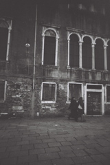 mono_05