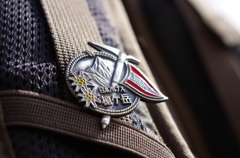 badge