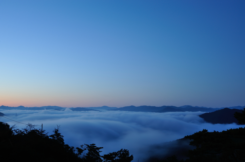 朝焼けと雲海