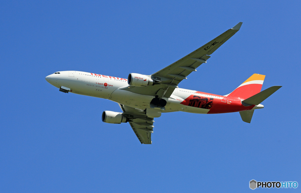 「青空」 イベリア航空 A330-200 EC-MIL飛び立ち