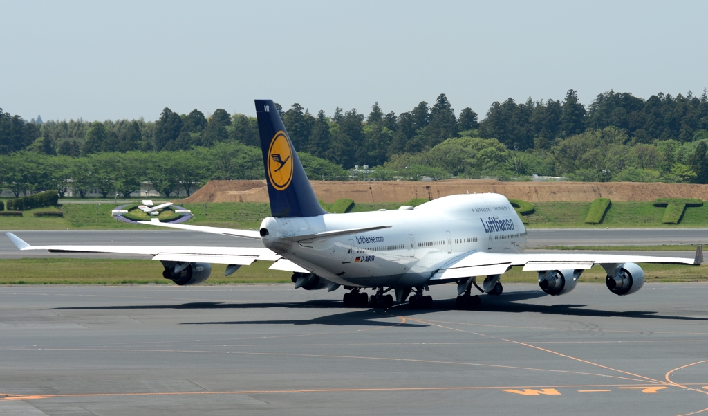 Lufthansa 747-400  ﾅﾅﾒ