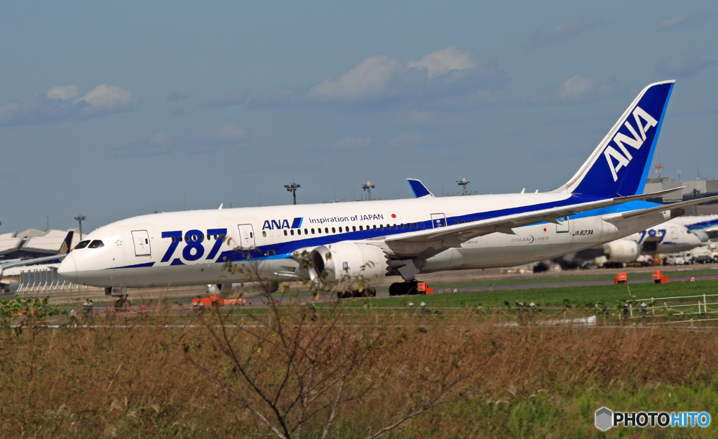 出発 ANA 787-8　JA823A