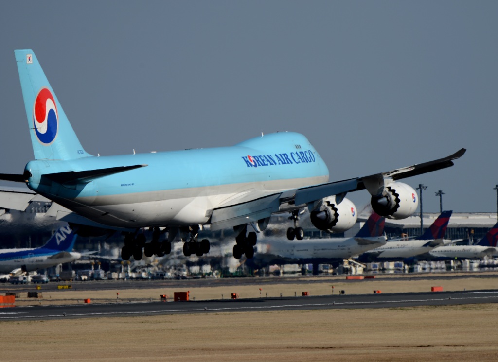 KOREAN Cargo 747-8F 着陸