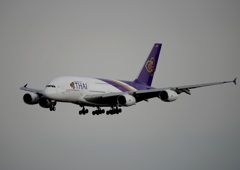 THAI A380-841 到着