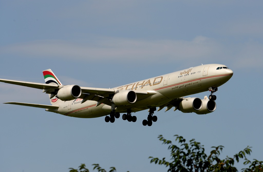 Etihad A340-541