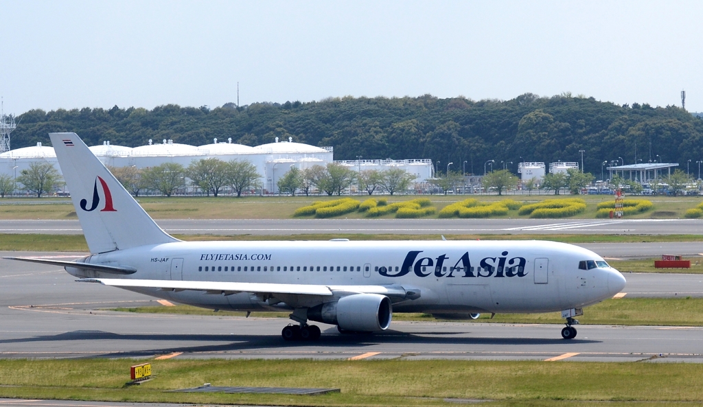 出発（97）Jet Asia　767-200 　　