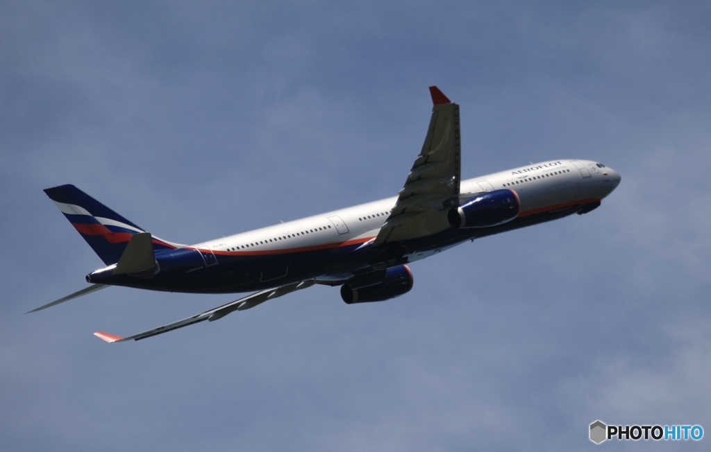出発　AEROFLOT A330-343